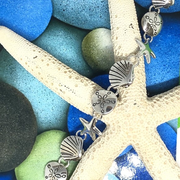Sea Life Shell Bracelet 7 1/2” Magnetic Clasp - Picture 4 of 4